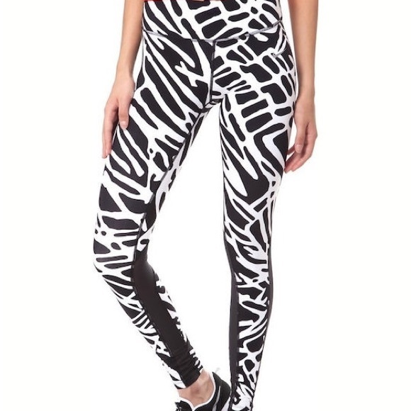 Women’s Nike Dri-Fit running tights - size S - Picture 1 of 4